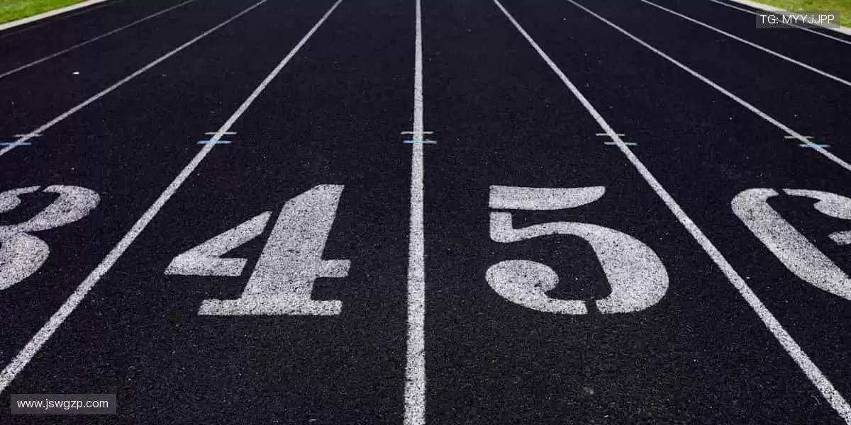 赛场风云，实时掌控！🏃♂️📺